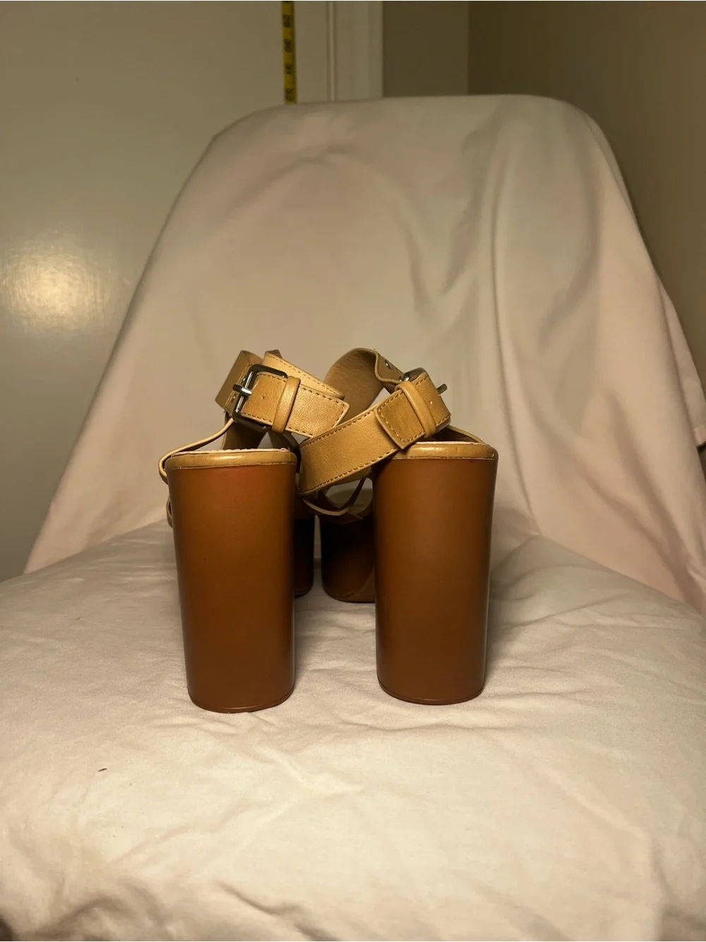 Hot Kiss Tan Platform Strappy Block Heel Sandals Size 10/11
